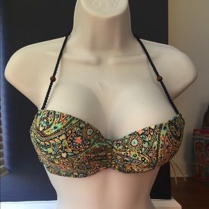 New Victoria’s Secret The GetAway Halter Bikini